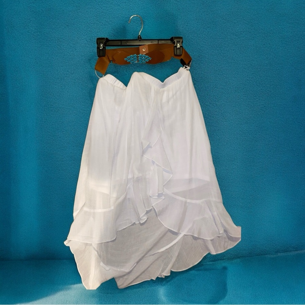 IZ BYER Brand White Hi-Low Skirt, With Brow and Turqoise Belt